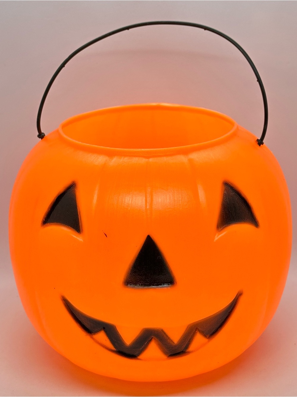 Vintage General Foam Plastics Halloween Blow Mold Pumpkin Tote Bucket 7.5” Tall